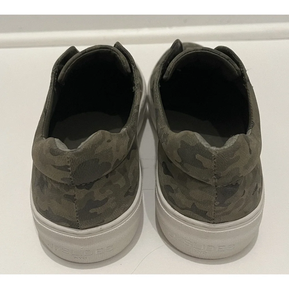 J/Slides Camo Green‎ Slip-On Sneaker Tennis Shoes Casual Comfortable Wm Sz 6.5